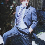 BASSANO DEL GRAPPA – I PARACADUTISTI DONANO IL TRICOLORE ALL’ISTITUTO REMONDINI